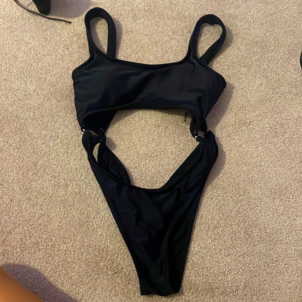 Small high wasted one piece bathing suit